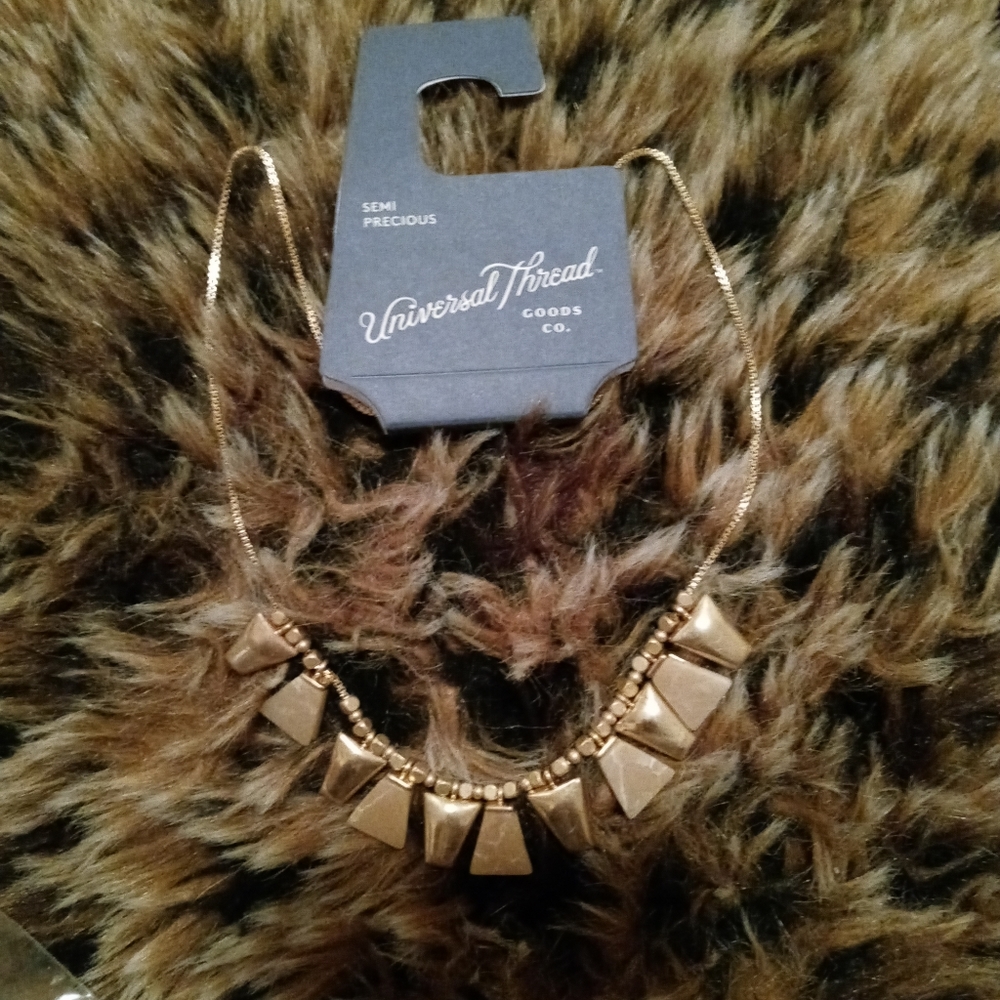Universal Thread necklace